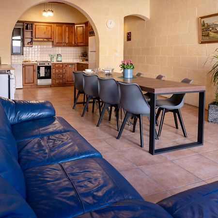 Moonshine Villa Nadur Exterior photo