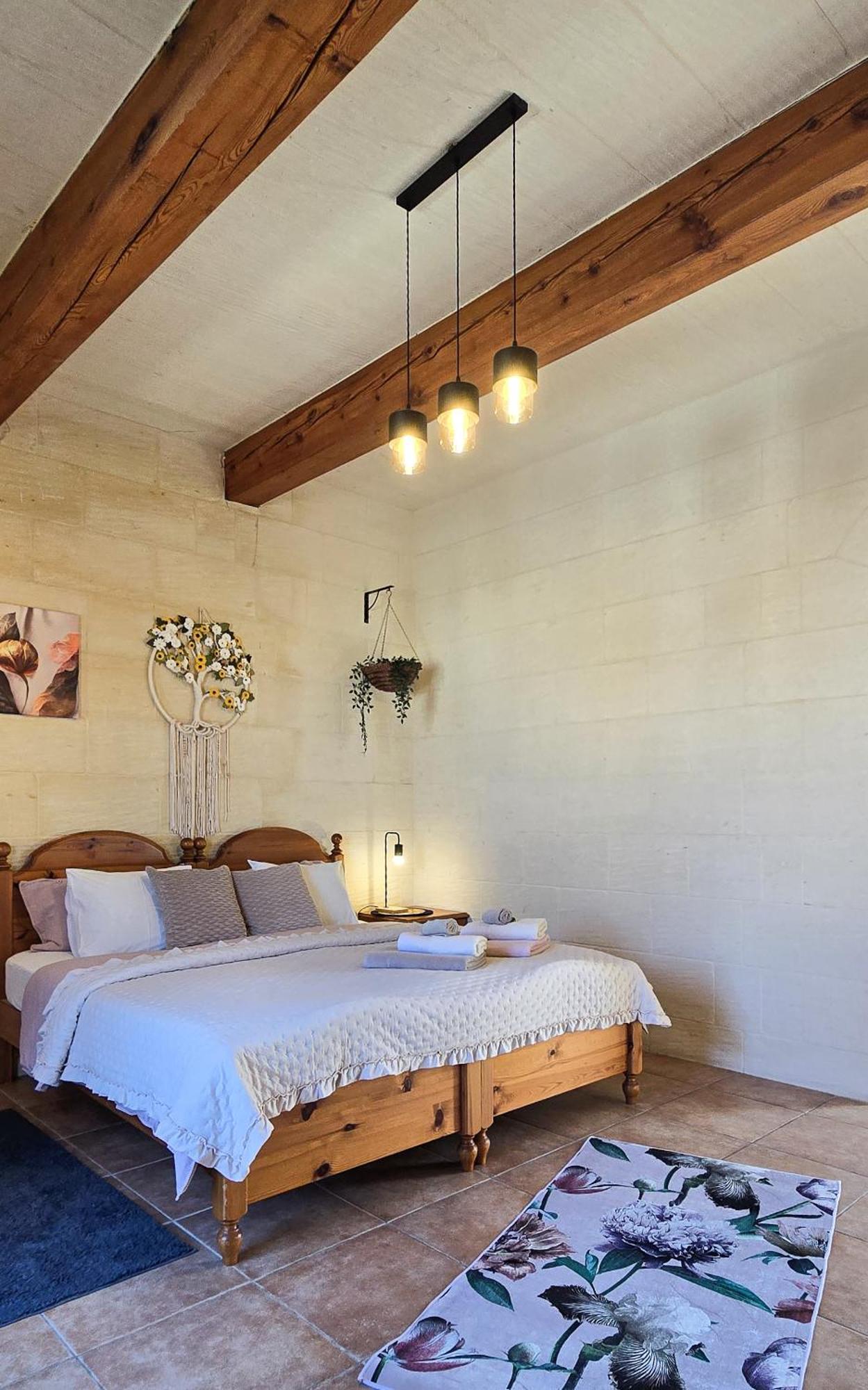 Moonshine Villa Nadur Exterior photo