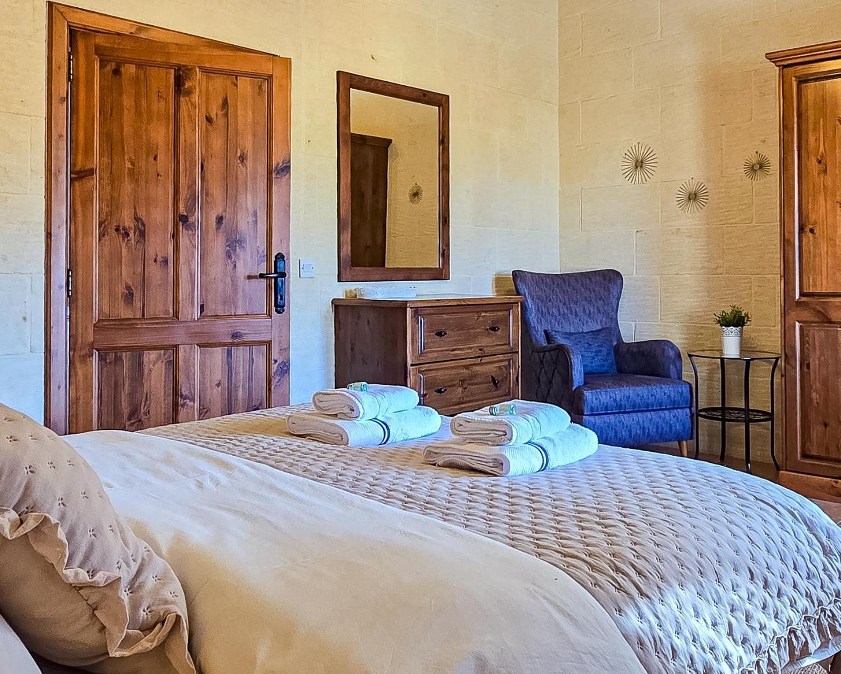 Moonshine Villa Nadur Exterior photo