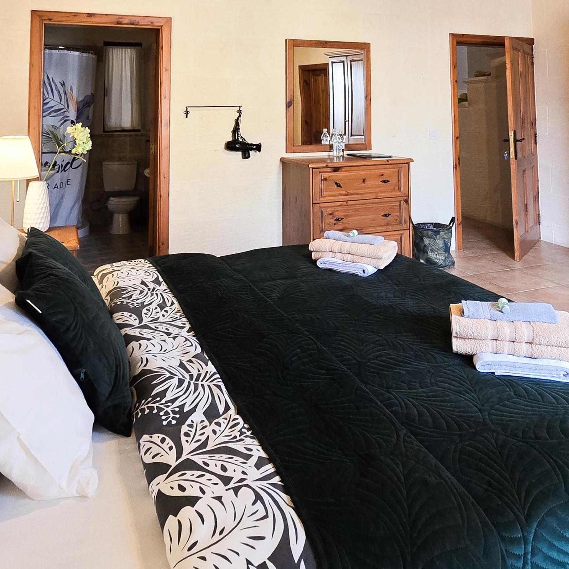 Moonshine Villa Nadur Exterior photo